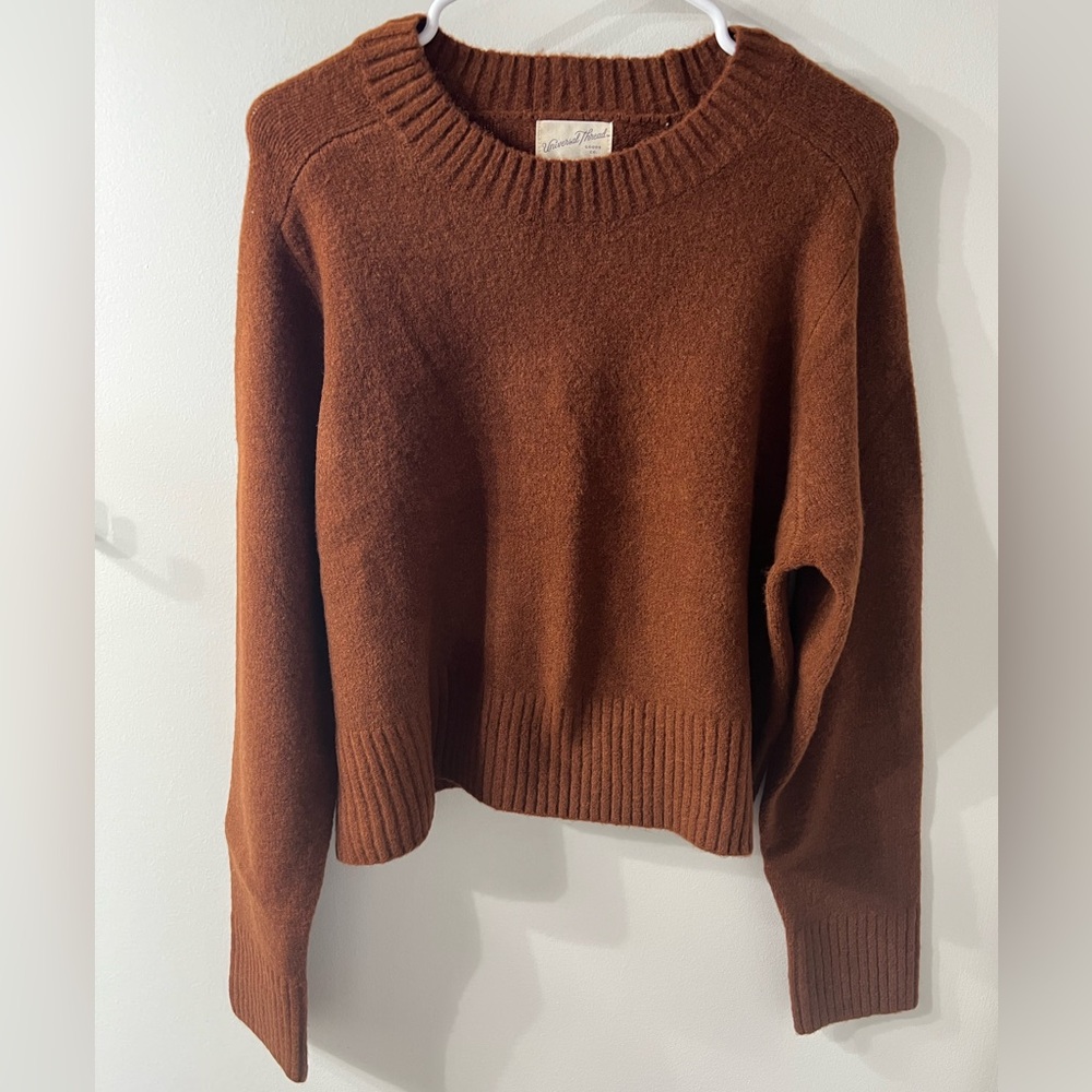 Universal Thread Women's Rust Colored Sweater. Xl… - image 1